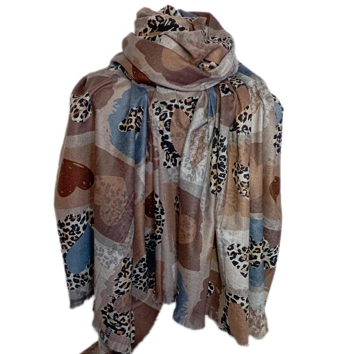 Winterschal "Leo-Herzen" in beige, natur und hellblau