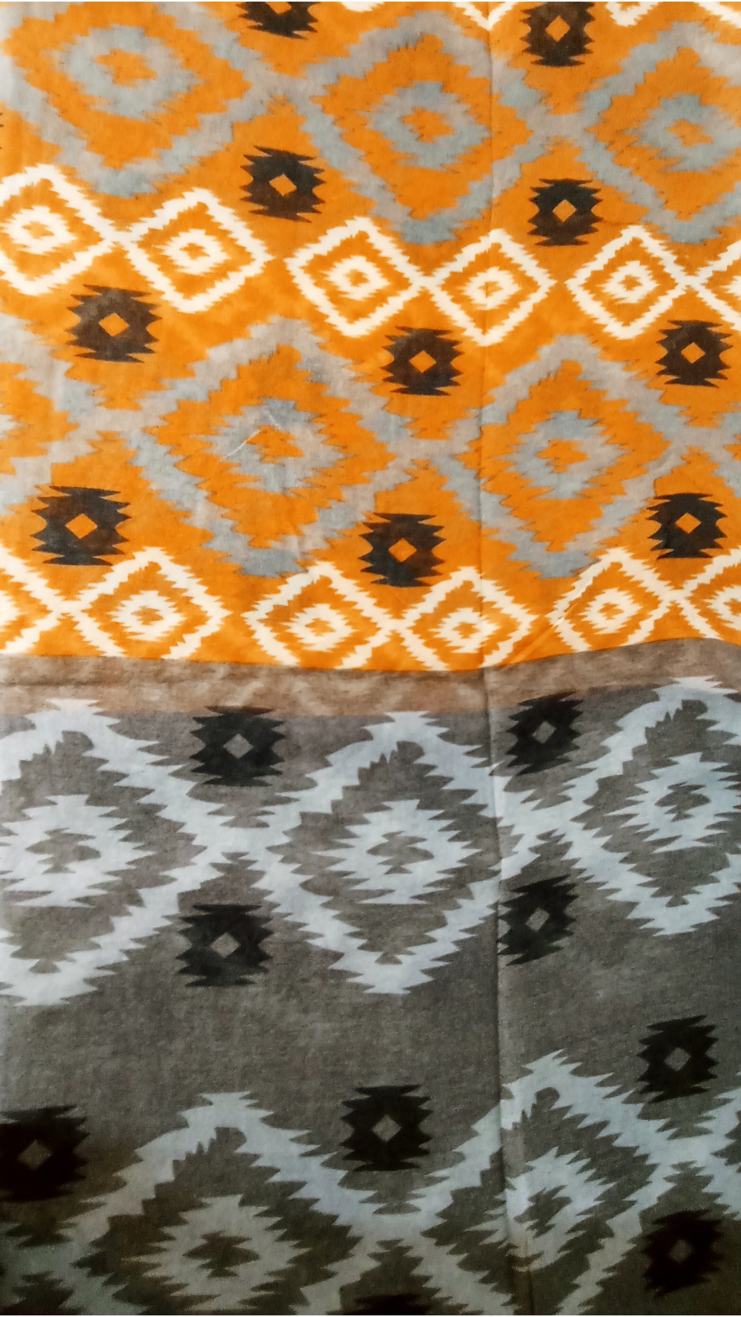 Herbst-/Winterloop "Rhomben" in orange, grau, schwarz und beige