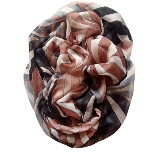 Schicker Herbstloop in natur, rosa, grau und schwarz