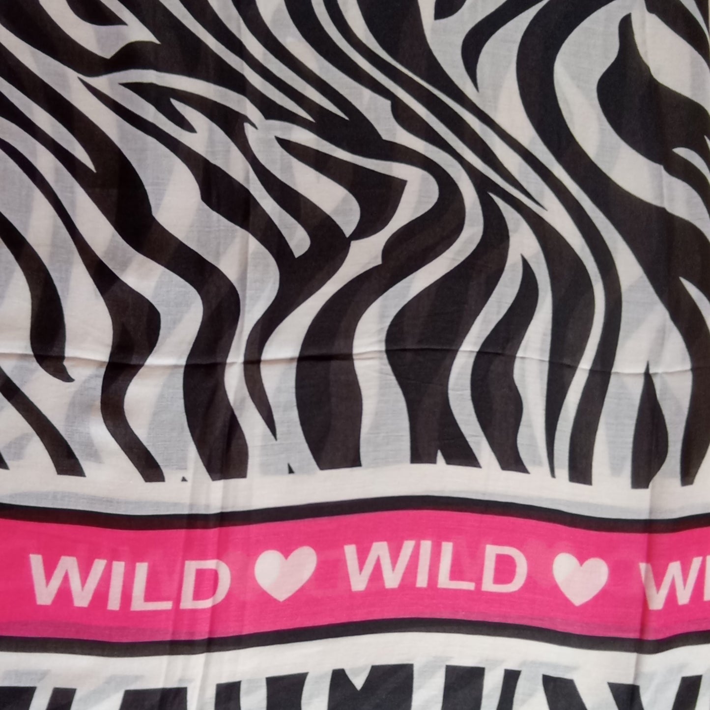 Herbstschal Zebra "Wild" schwarz-pink