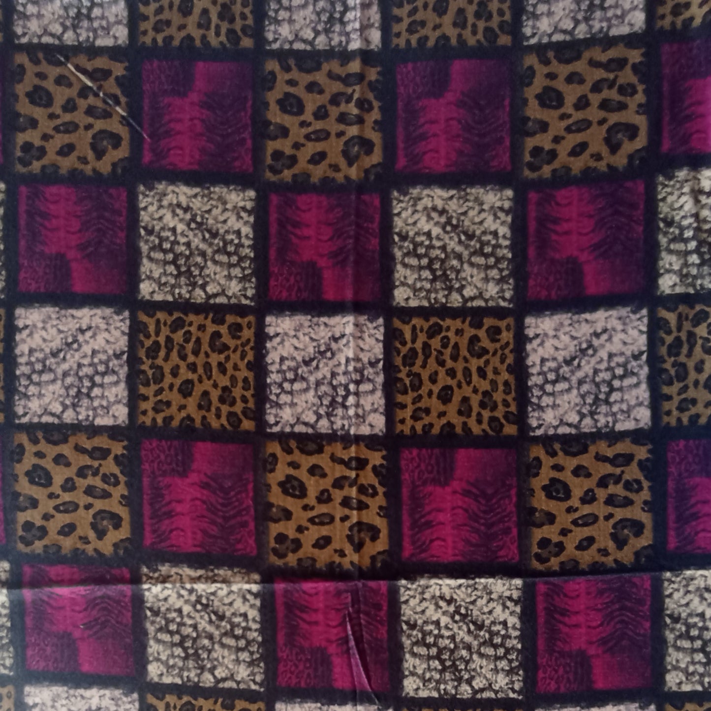 Winterschal "bunter Leo-Mix" in braun, beige, fuchsia und schwarz