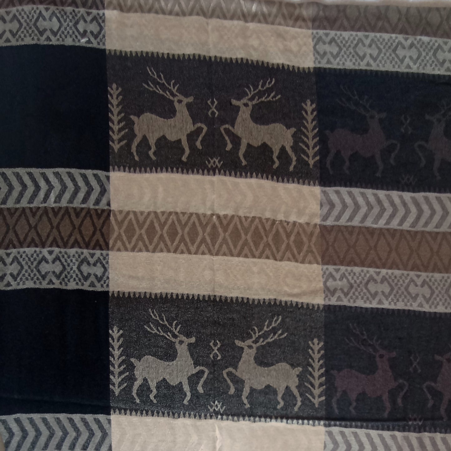 Weihnachtsschal , Pashmina "Rentier" schwarz, grau und beige