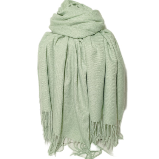 kuscheliger Winterschal in mint