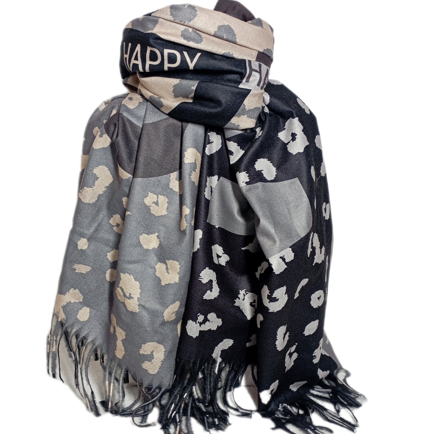 Trendiger, warmer Winterschal "Wild-Happy" in schwarz und grau