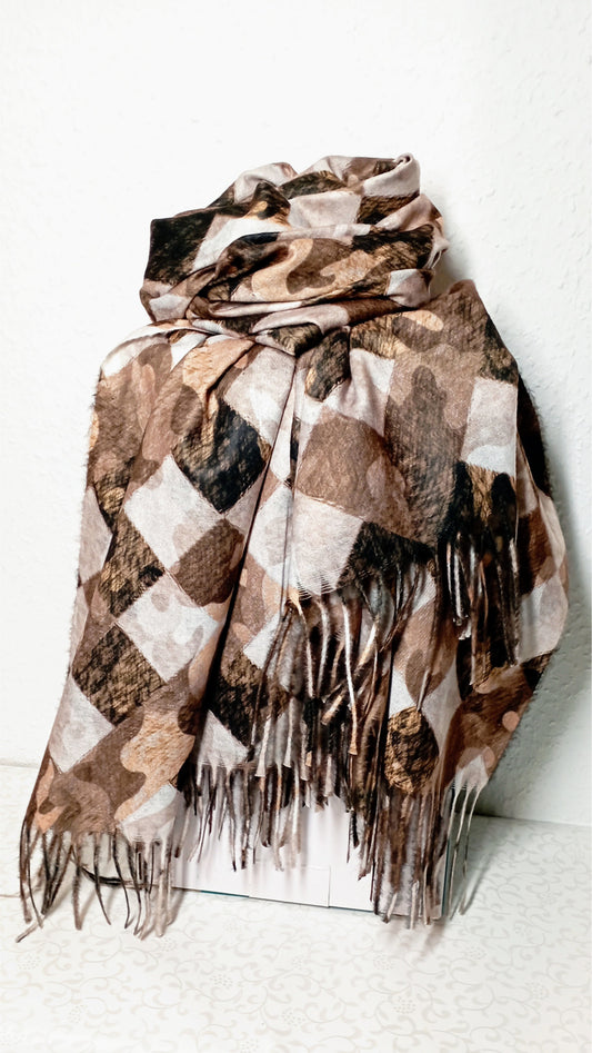 Warmer Schal "Rhombenmuster" von beige bis braun