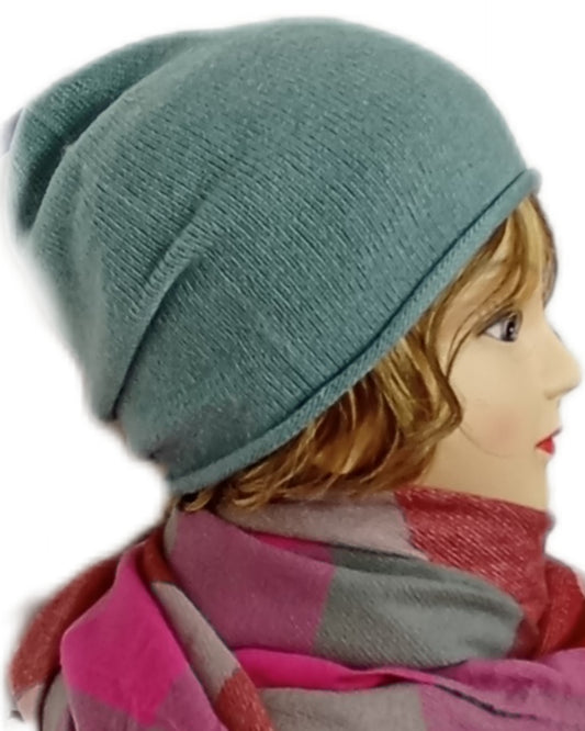 kuschelige Beanie-Mütze ohne Rand in hellem petrol / mint